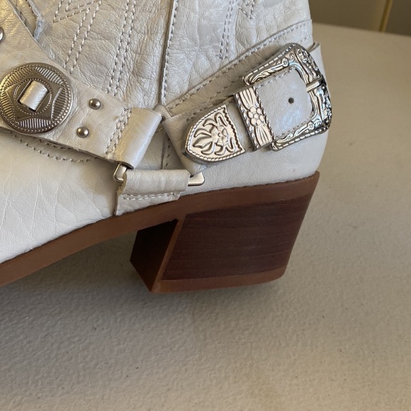 Carlos Santana Marlene white leather boots Sz 10 women’s - Picture 5 of 7